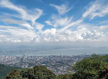 malaysia/penang-island/landmark/monkey-cup-garden-taman-pokok-peria-kera