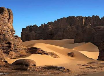 algeria/saharan-atlas/landmark/hoggar-mountains