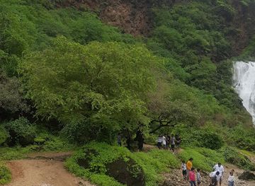 oman/salalah-coastal-plain/landmark/ayn-korr