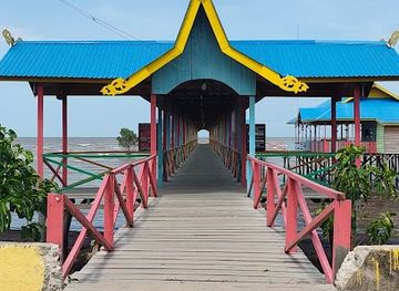 indonesia/riau/landmark/pantai-sepahat