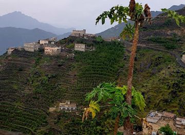 yemen/hababah-village/landmark/uqbat-bayt-al-shamaa