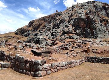 peru/cusco-region/landmark/temple-of-the-moon