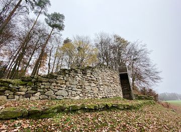 germany/franconia/landmark/heunischenburg