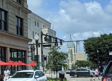 florida/pensacola/landmark/blue-morning-gallery