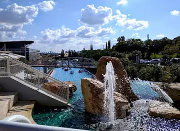 Shimon Peres Park
