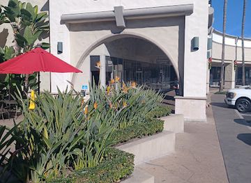 california/costa-mesa/landmark/metro-pointe-at-south-coast