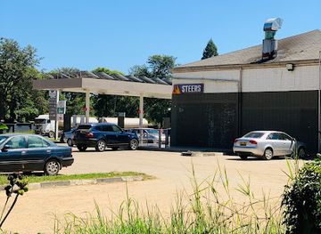 zimbabwe/gweru/landmark/steers