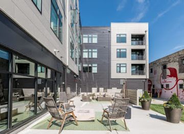 kentucky/covington/landmark/duveneck-square