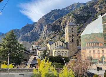 andorra/pas-de-la-casa/landmark/placa-del-poble-1-d