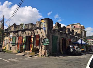 dominica/saint-george/landmark/ruins-rock-cafe