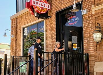 north-dakota/bismarck/landmark/jl-beers