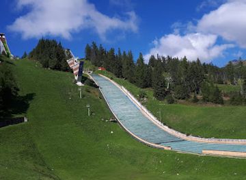 slovakia/strbske-pleso/landmark/square-ms-1970