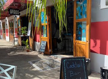puerto-rico/rincon/landmark/hielo-de-luna