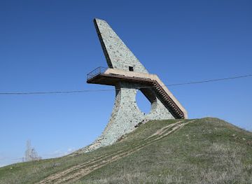 armenia/lake-sevan/landmark/viewing-tower-soviet-modernism