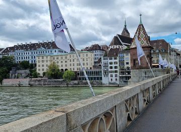 switzerland/basel/landmark/mittlere-brucke