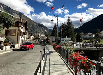 italy/la-thuile/landmark/tourism-operators-la-thuile