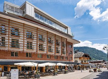 italy/madonna-di-campiglio/landmark/majestic-mountain-charme-hotel