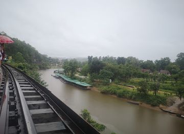 thailand/kanchanaburi/landmark/tham-lawa-cave