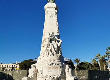 france/nice/landmark/la-chaise-bleue-de-sab