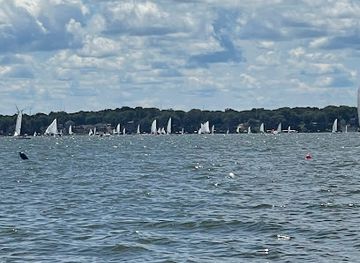 iowa/iowa-great-lakes/landmark/clear-lake