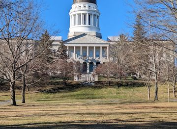 maine/augusta/landmark/capitol-park