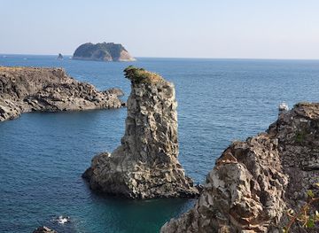south-korea/jeju-island/landmark/oedolgae