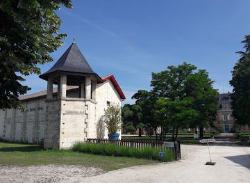 france/aquitaine/landmark/chateau-saint-ahon
