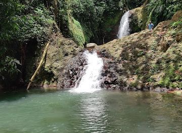 grenada/etang-national-park/landmark/seven-sisters-waterfalls