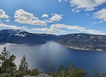 norway/viken/landmark/gjuvhovd