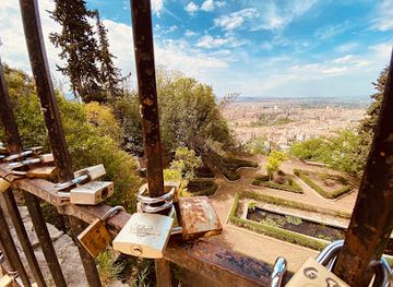 spain/granada/landmark/la-ventana-de-granada