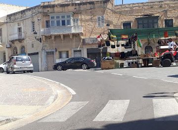 malta/xewkija/landmark/savina-square