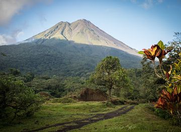 costa-rica/arenal-volcano-national-park/landmark/arenal-park