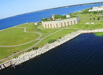 massachusetts/new-bedford/landmark/new-bedford-tourism-office