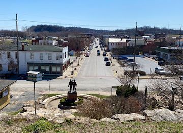 missouri/hannibal/landmark/dempsey-dog-park