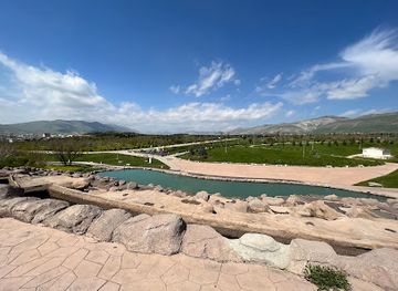 iraq/qadisiyyah/landmark/hawary-shar-park