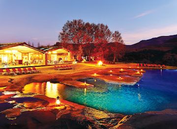 south-africa/drakensberg/landmark/bushmans-nek-berg-and-trout-resort
