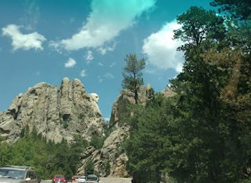 south-dakota/black-hills-national-forest/landmark/wrinkled-rock-climbers-trailhead