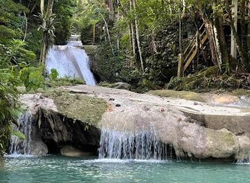 jamaica/ocho-rios/landmark/triple-s-tours-and-taxi-services