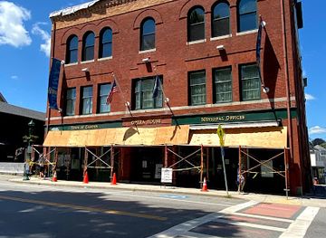 maine/camden/landmark/camden-opera-house