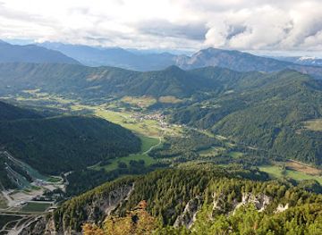 slovenia/kranjska-gora/landmark/ciprnik