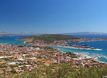 croatia/dalmatia/landmark/ciovo-zedno-central-dalmatia-croatia-theme-trails