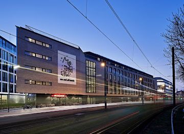 netherlands/maastricht/landmark/me-and-all-hotel-dusseldorf-oberkassel-jdv-by-hyatt