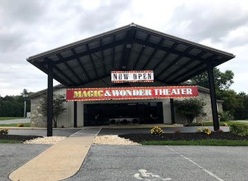 pennsylvania/amish-country/landmark/magic-wonder-dinner-theater