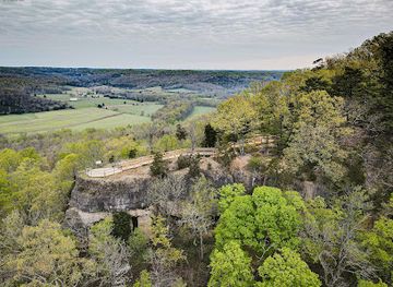 kentucky/appalachian-plateau/landmark/richard-and-lucile-durrell-edge-of-appalachia-preserve-visitor-information-pavilion