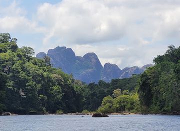 suriname/sipaliwini-district/landmark/kasikasima