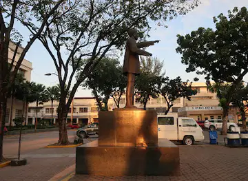 President Sergio Osmeña Monument