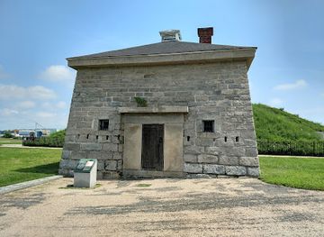 connecticut/new-london-county/landmark/fort-trumbull-block-house