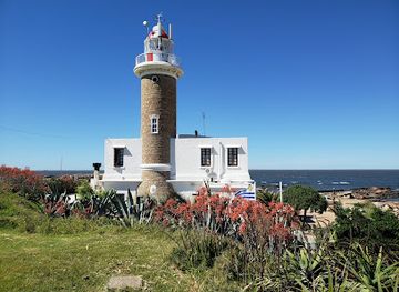 uruguay/piedras-blancas/landmark/punta-carretas-lighthouse
