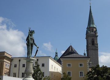 austria/pinzgau/landmark/wilder-mann-brunnen