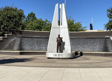 oklahoma/tulsa/landmark/tours-of-tulsa